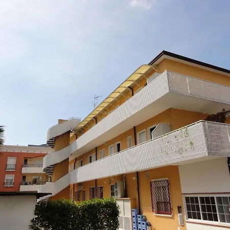 In 37971 Apartmán